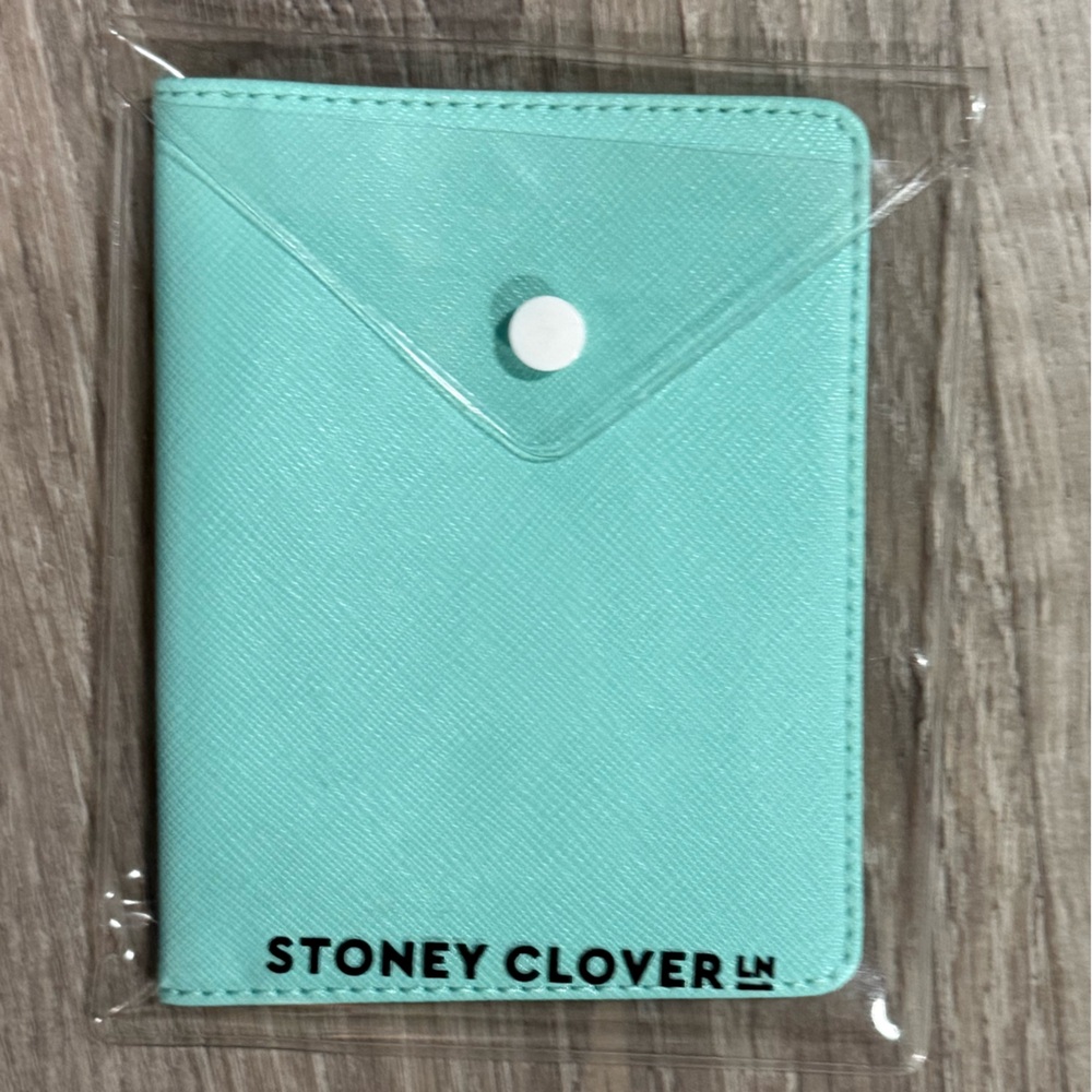 STONEY CLOVER LANE textured passport case in cotton candy new in envelope - Picture 5 of 7